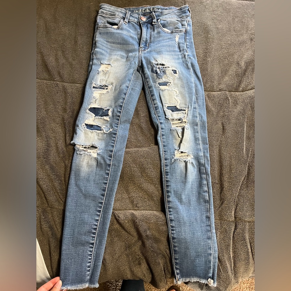 American eagle size 2 shirt super stretch jeans